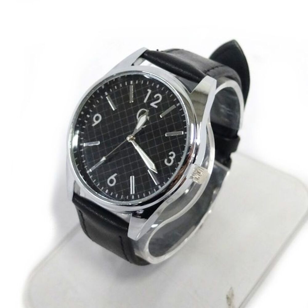 Gold Coast Essential Men's Watch with Leather Band